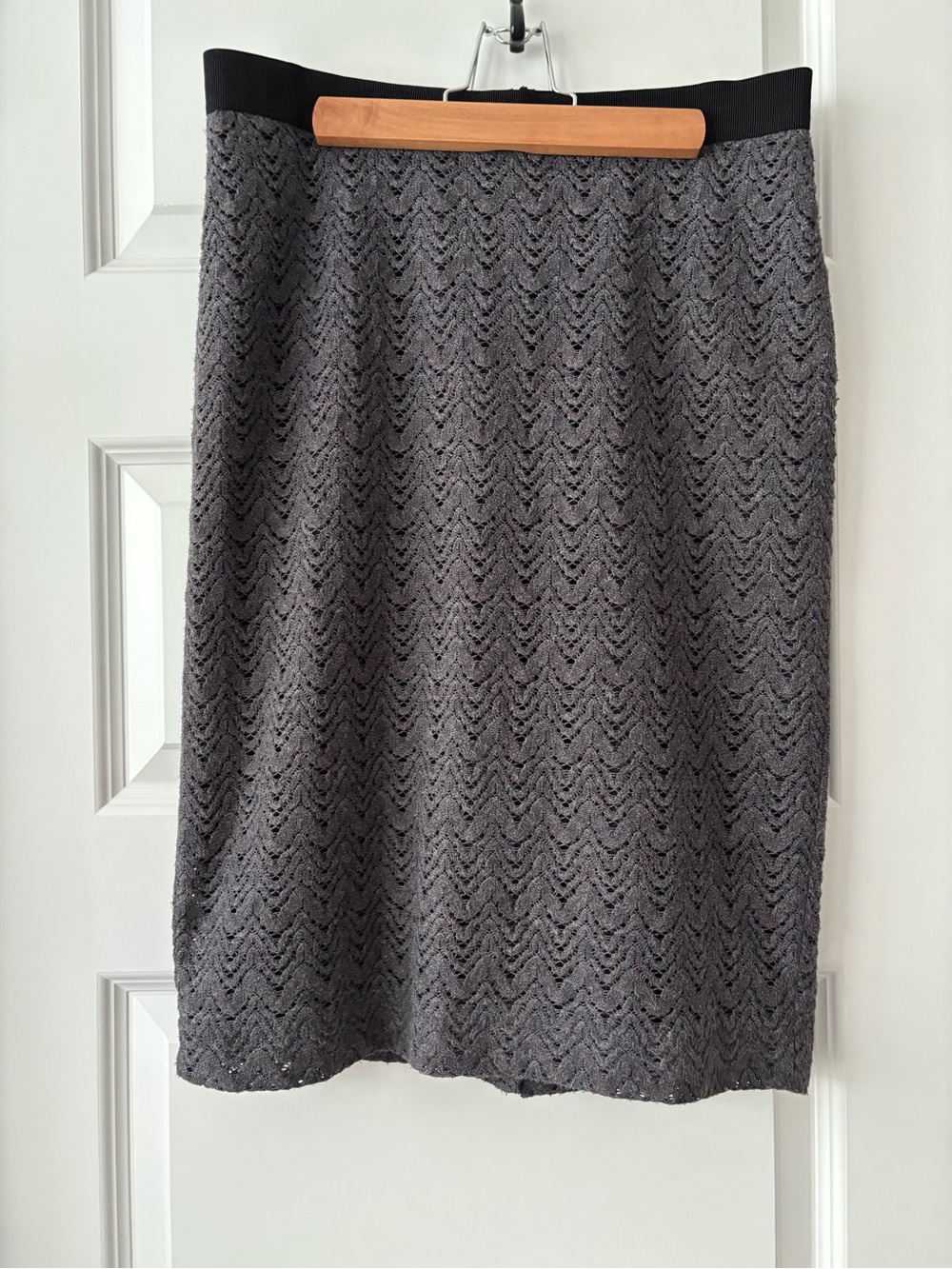 Ann Taylor Classic Gray Knit Pencil Skirt - 8